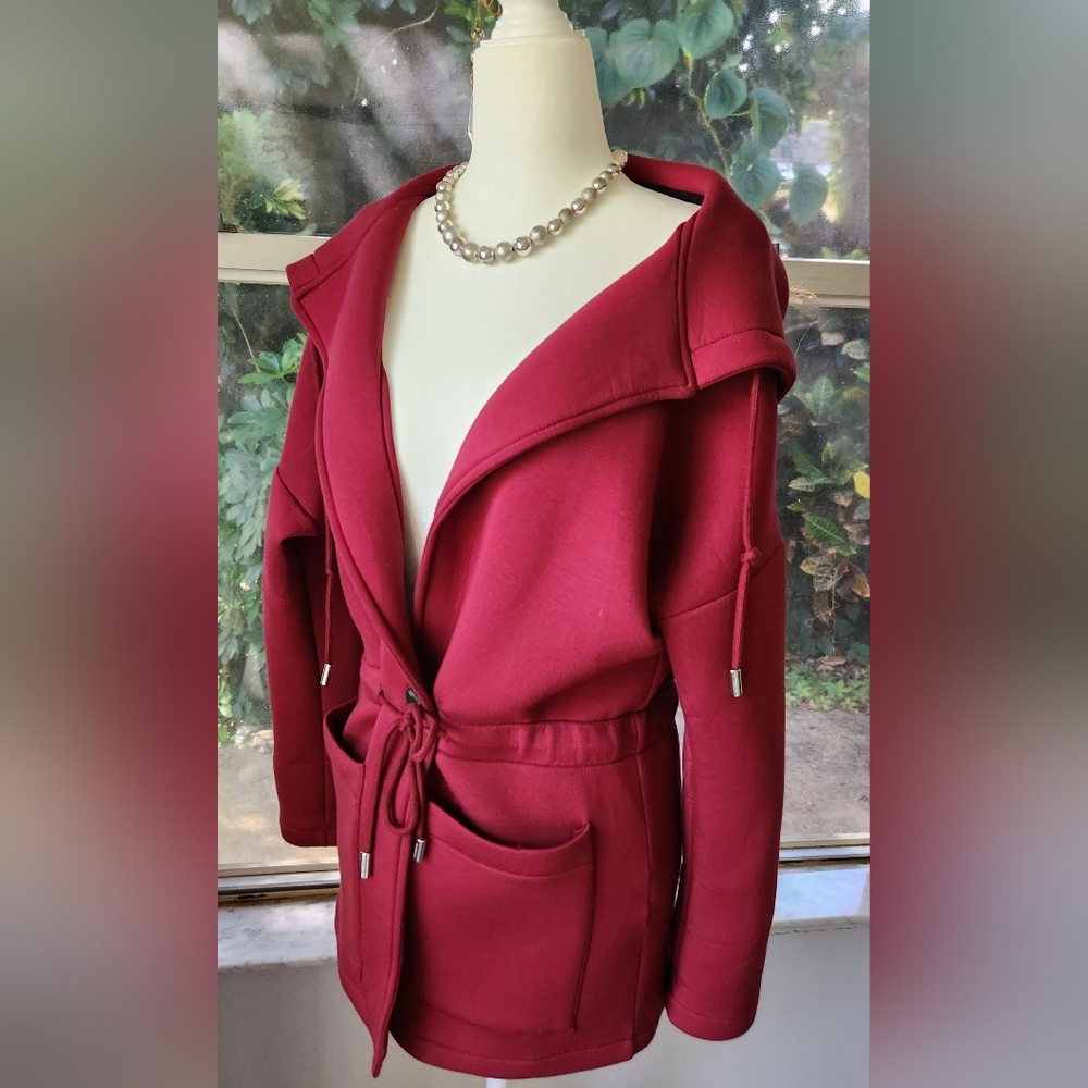 SOLD OUT ON BEBE!! CINCHED WAIST HOODED JACKET S/XS